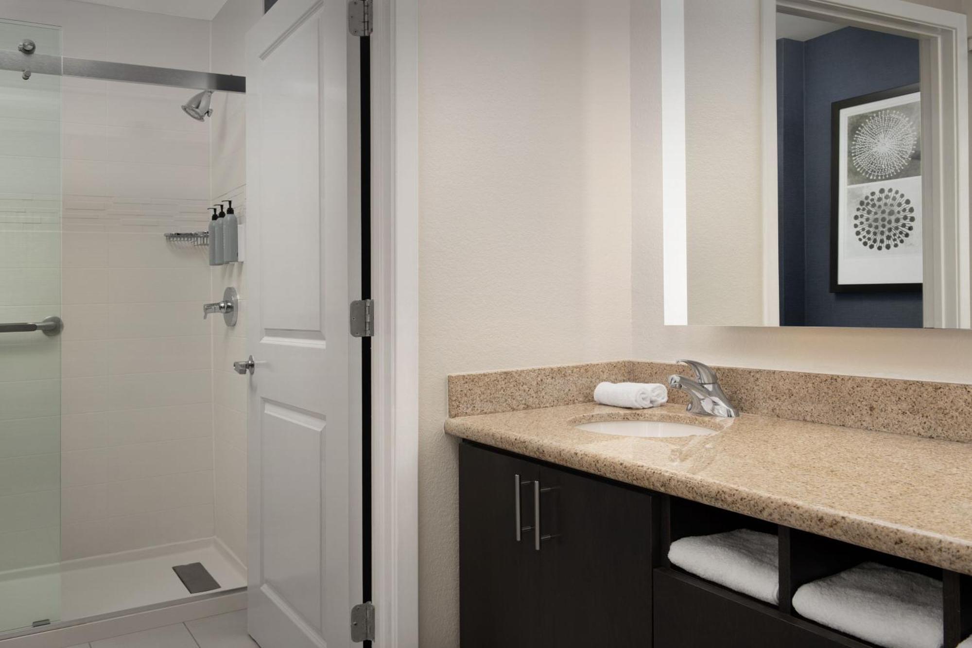 Residence Inn By Marriott Greensboro Airport Ngoại thất bức ảnh